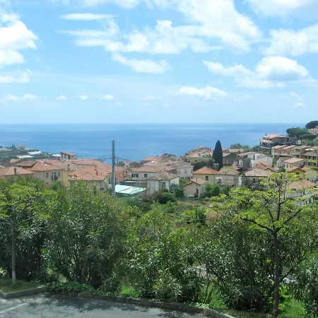 Locazione Turistica Michelle Apartman *